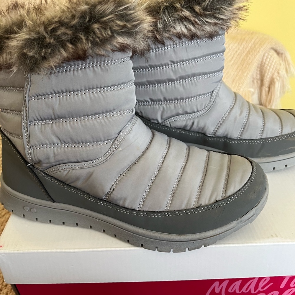 Ryka Suzy Gray Women's Winter Boots - 6.5w